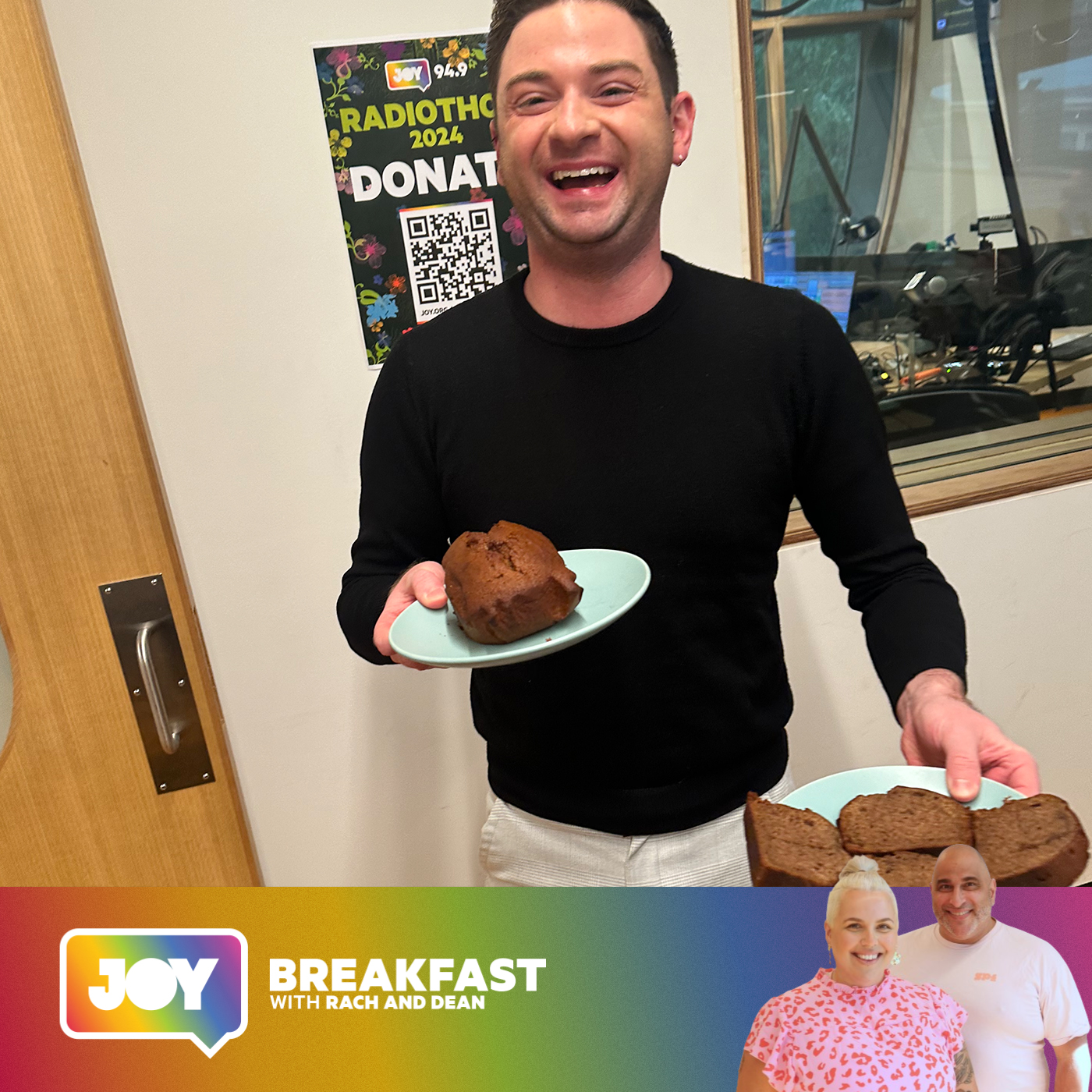 Whose cake is superior in the JOY Breakky Bake Off