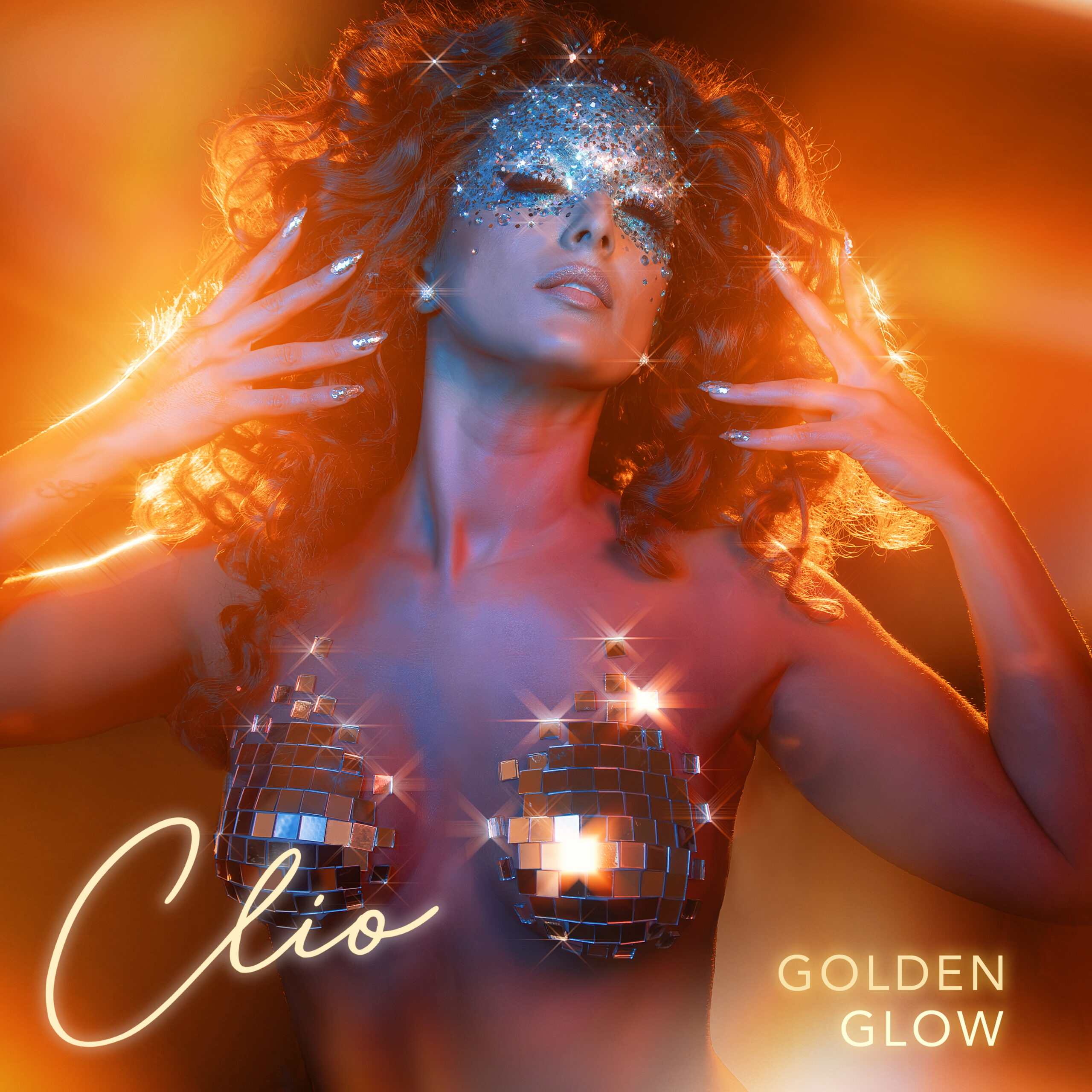 Clio – Golden Glow