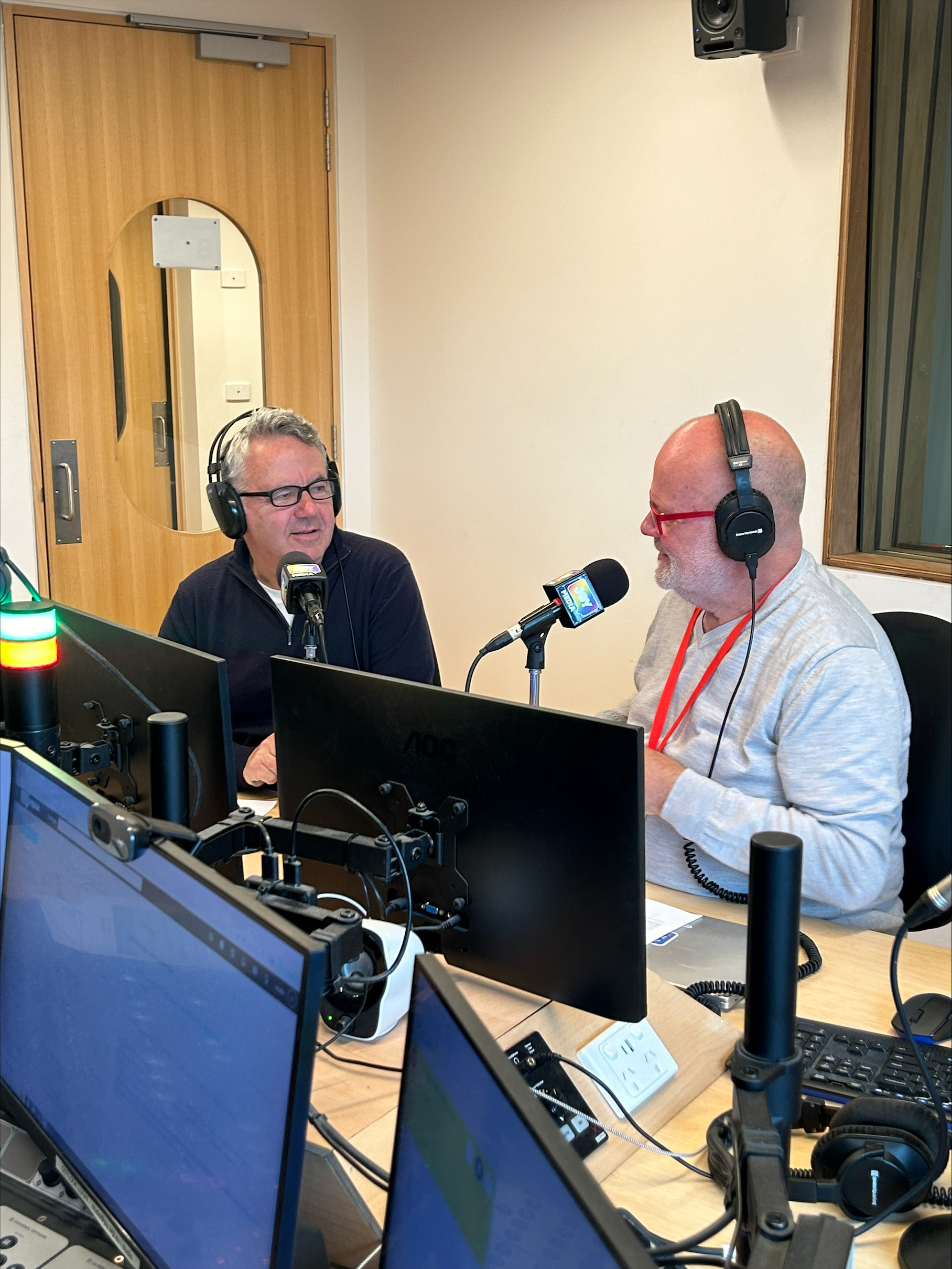 Saturday 4th May, 2024: Weekly Wrap Up with Michael Veitch and Macca.