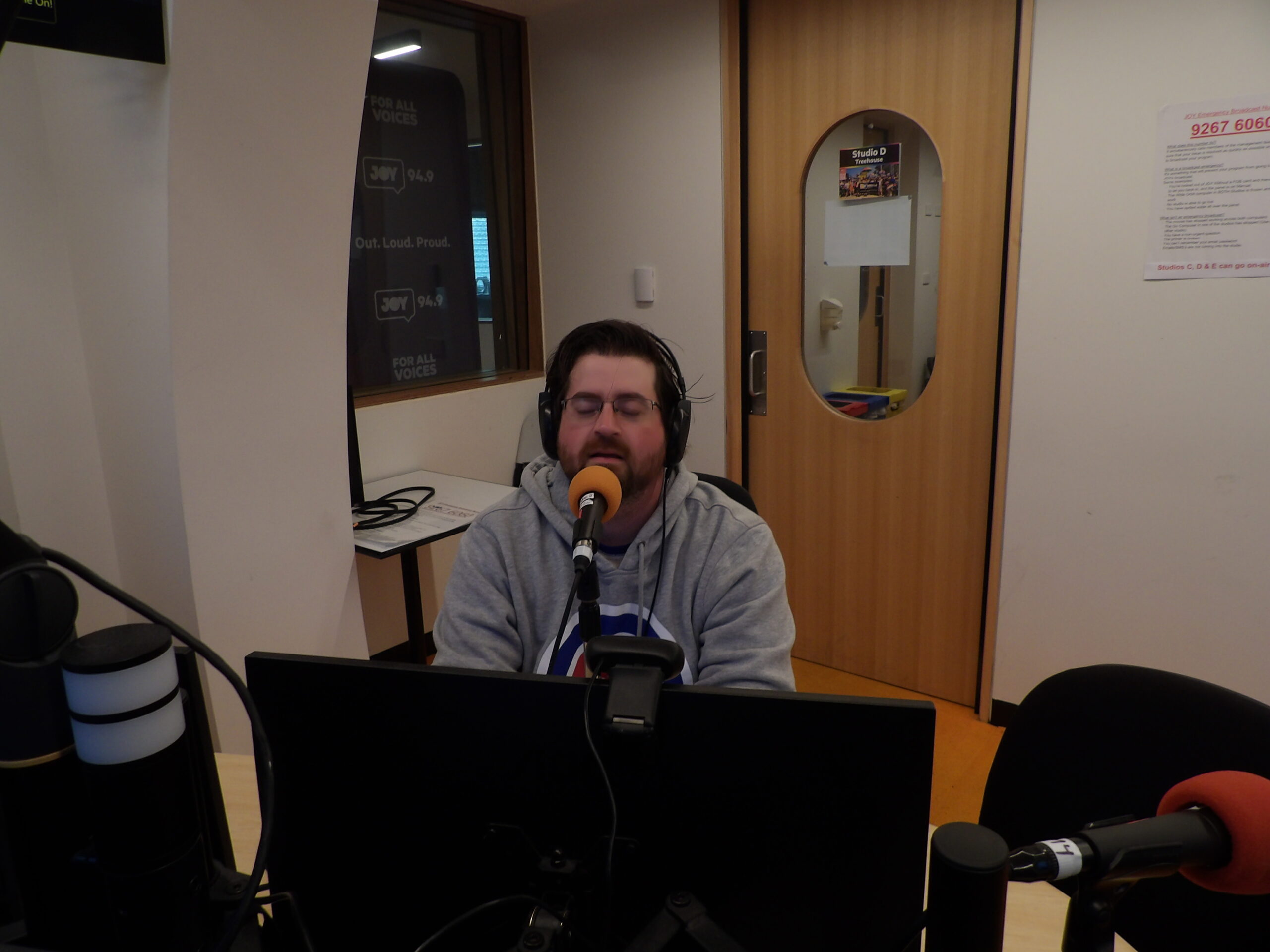 Spoken Word: Episode 53: Richard Mealey: Elephant Rope: Melbourne Fringe 2025.