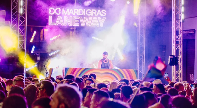 2 tickets to Laneway Festival